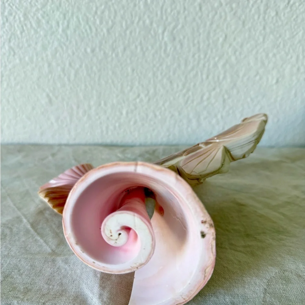 Artistic Pink Fish Decor with Textured Scales and Cream Fins